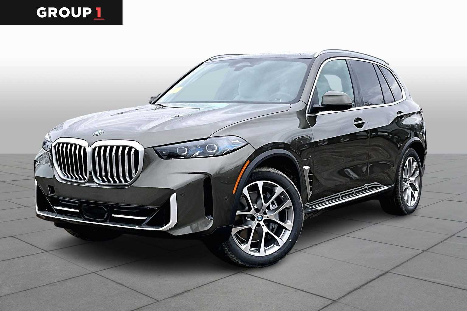 2026 BMW X5 50e's photo