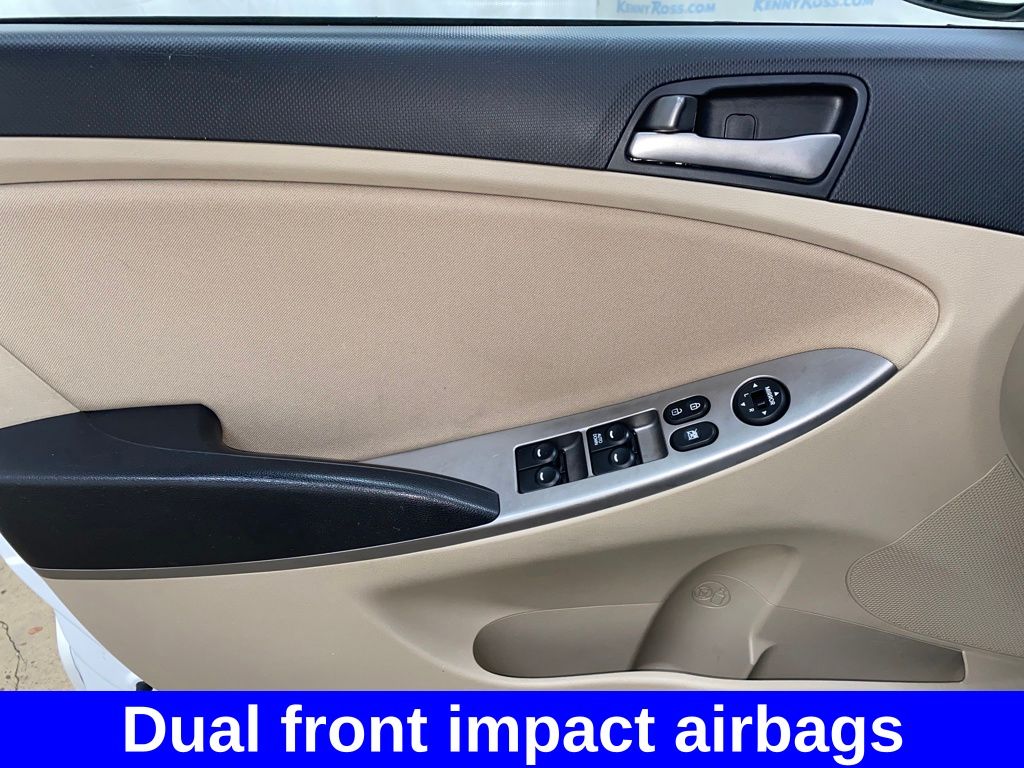 2016 Hyundai Accent SE photo 20