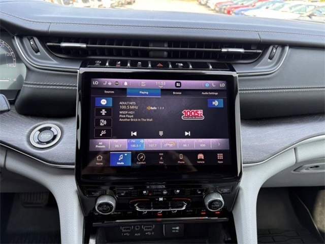 2021 Jeep Grand Cherokee Overland photo 13