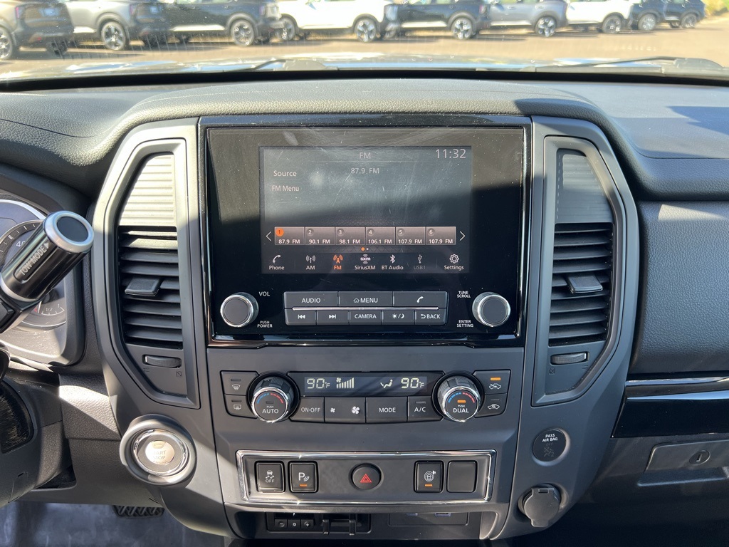 2023 Nissan Titan SV photo 19