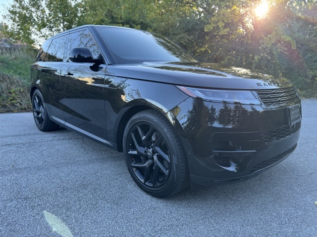 2024 Land Rover Range Rover Sport SE photo 4
