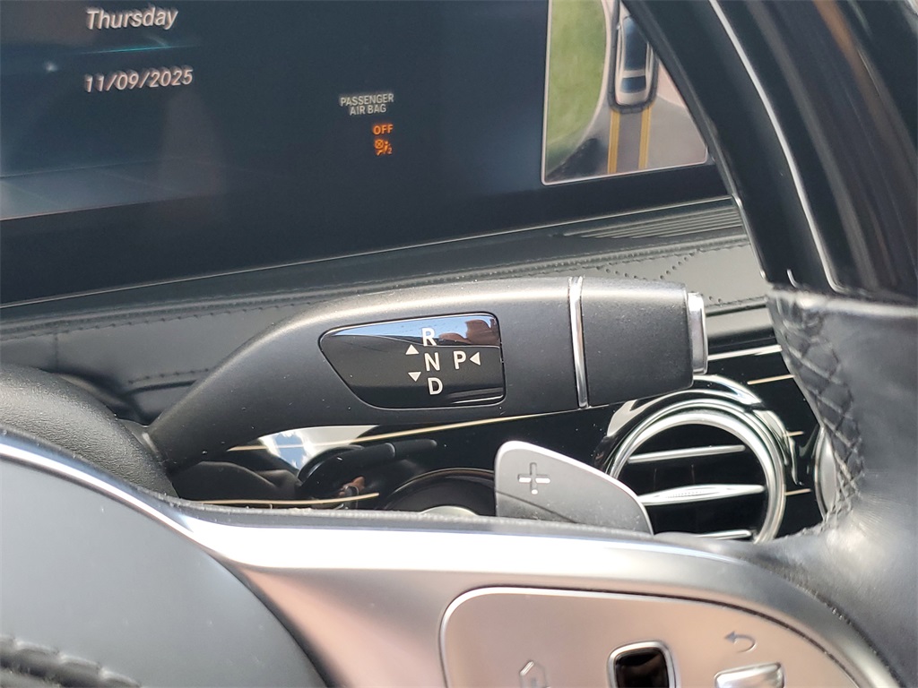 2018 Mercedes Benz S 560 photo 31