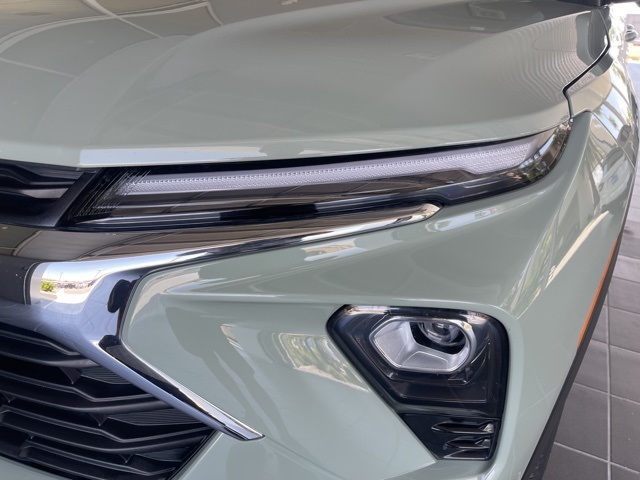 2025 Chevrolet Trailblazer LT photo 6