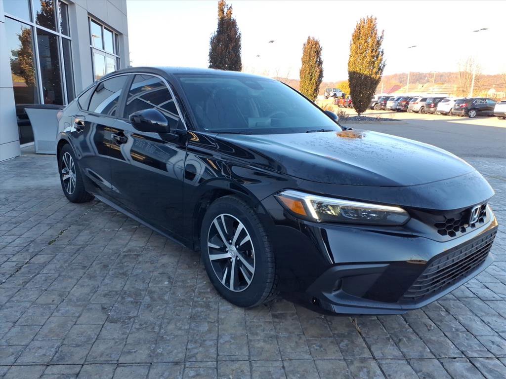 2023 Honda Civic Hatchback LX photo 3