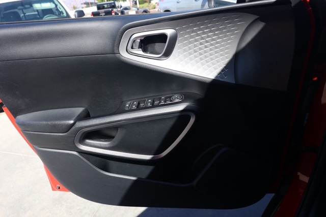 2023 Kia Soul LX photo 21