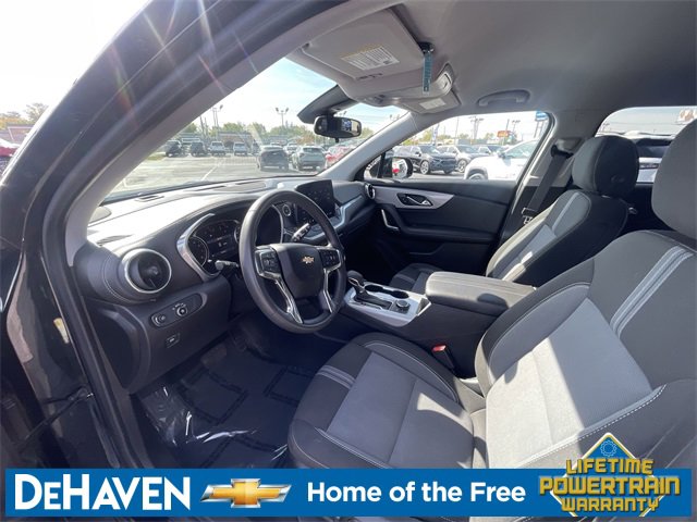2023 Chevrolet Blazer 2LT photo 2