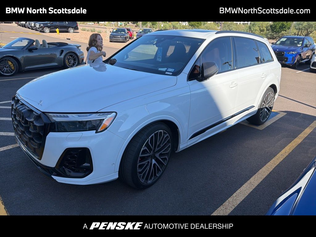 2025 Audi SQ7 Prestige's photo
