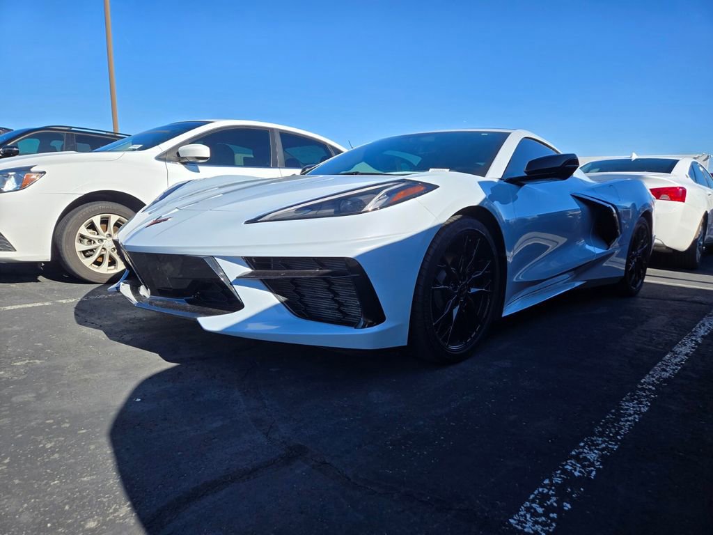 2023 Chevrolet Corvette Stingray 1LT photo 2