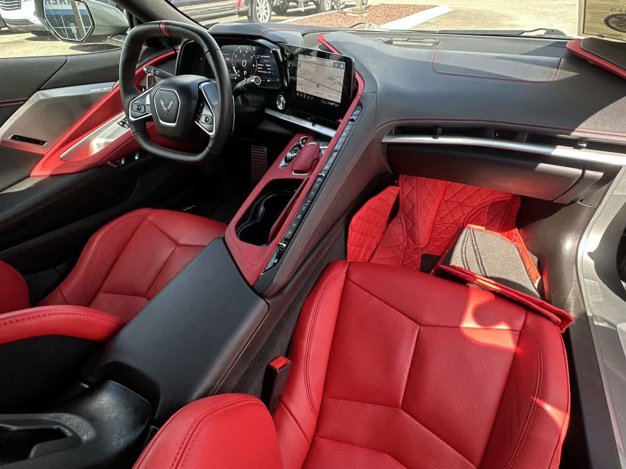 2023 Chevrolet Corvette Stingray 2LT photo 2