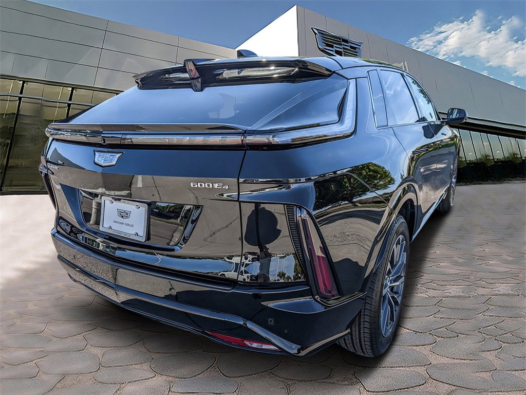 2026 Cadillac Lyriq Sport photo 4