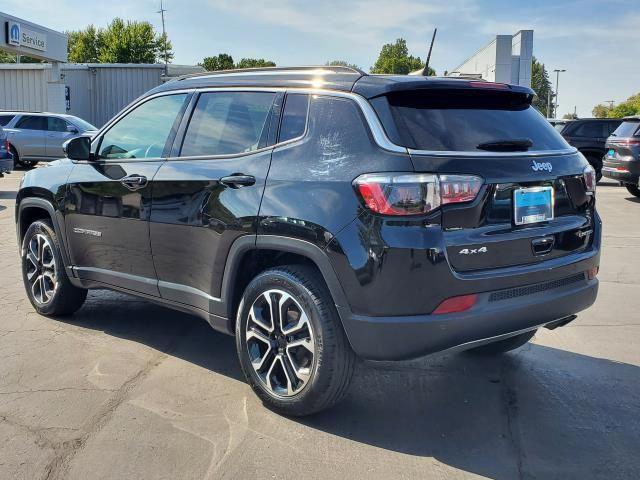 2022 Jeep Compass Limited photo 2