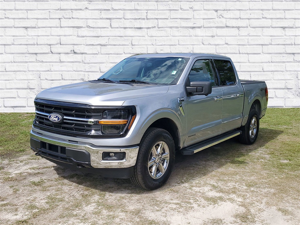 2024 Ford F-150 XLT photo 4