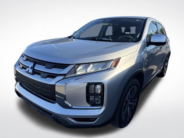 2022 Mitsubishi Outlander Sport ES's photo