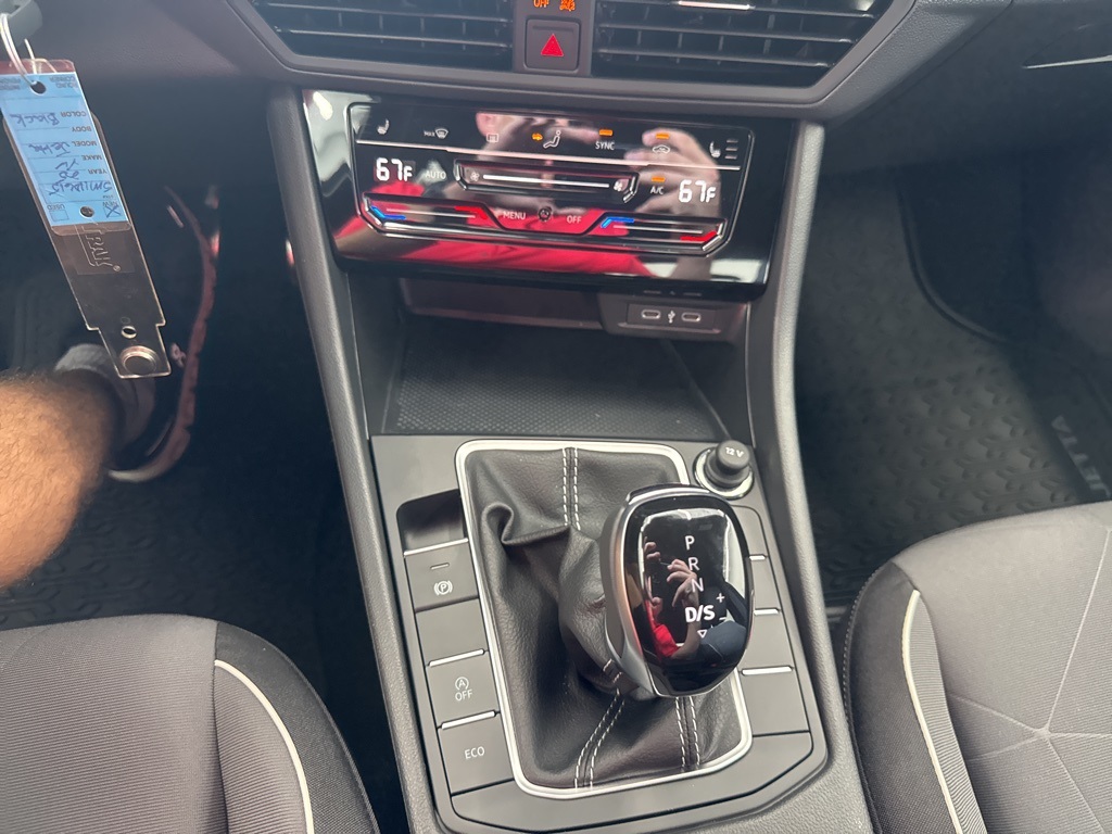 2025 Volkswagen Jetta 1.5T Sport photo 15