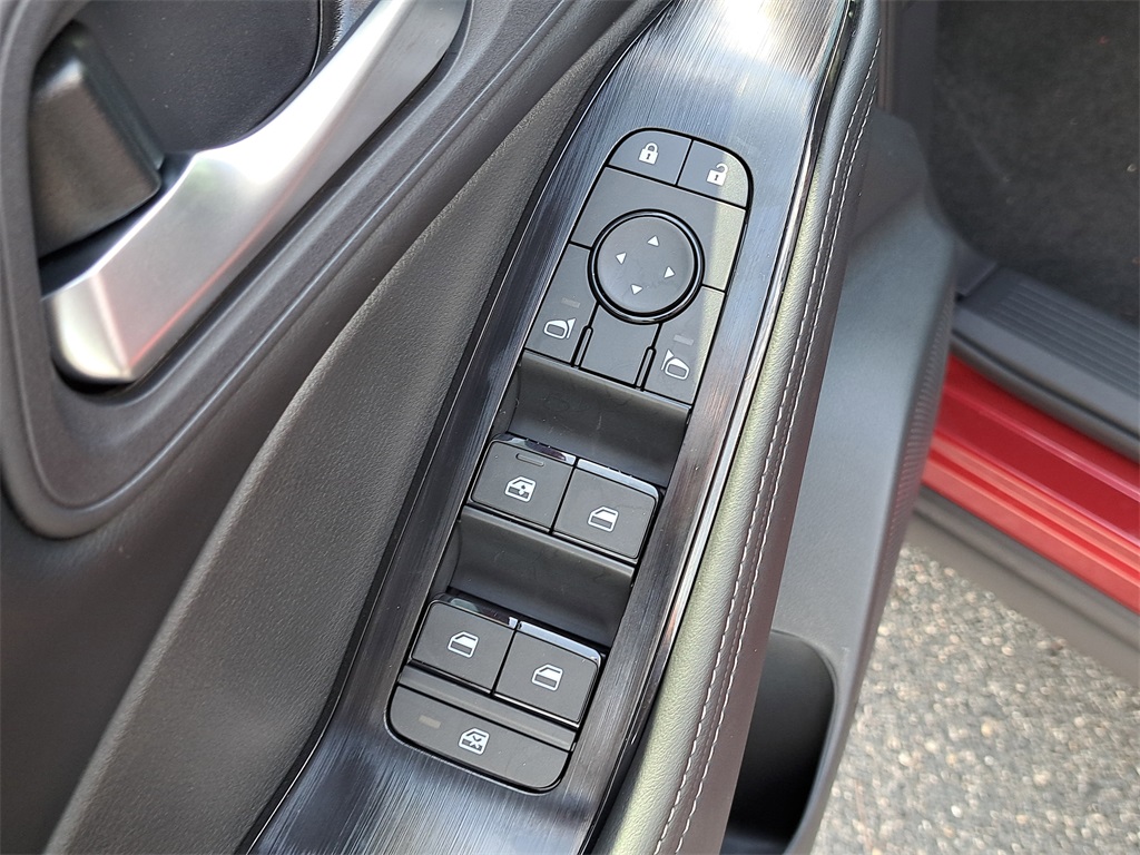 2026 Nissan Rogue SV photo 22