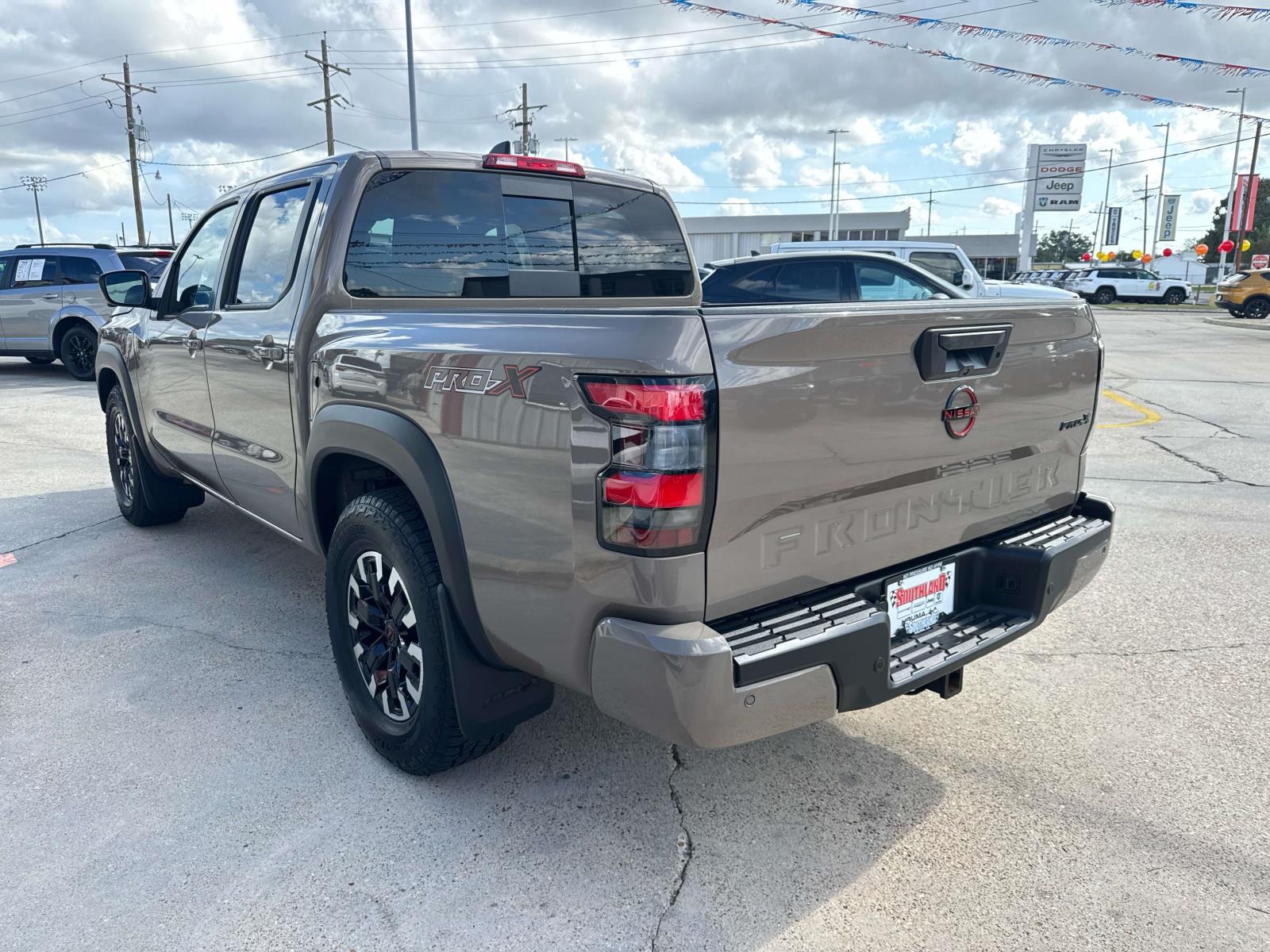 2024 Nissan Frontier PRO-X photo 4