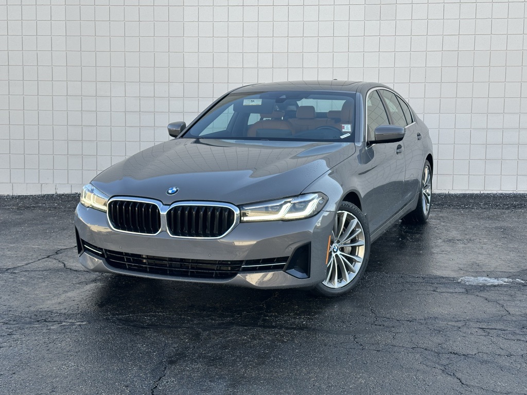 2022 BMW 5 Series 540i's photo
