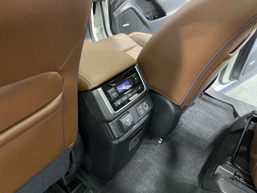 2023 Subaru Ascent Touring photo 15
