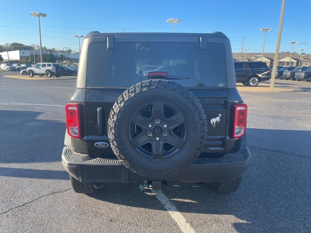 2024 Ford Bronco Black Diamond photo 4