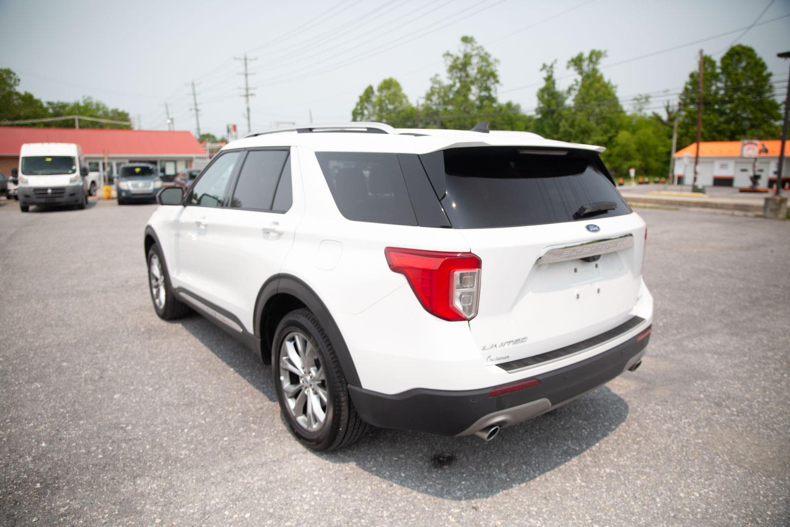 2023 Ford Explorer Limited photo 4