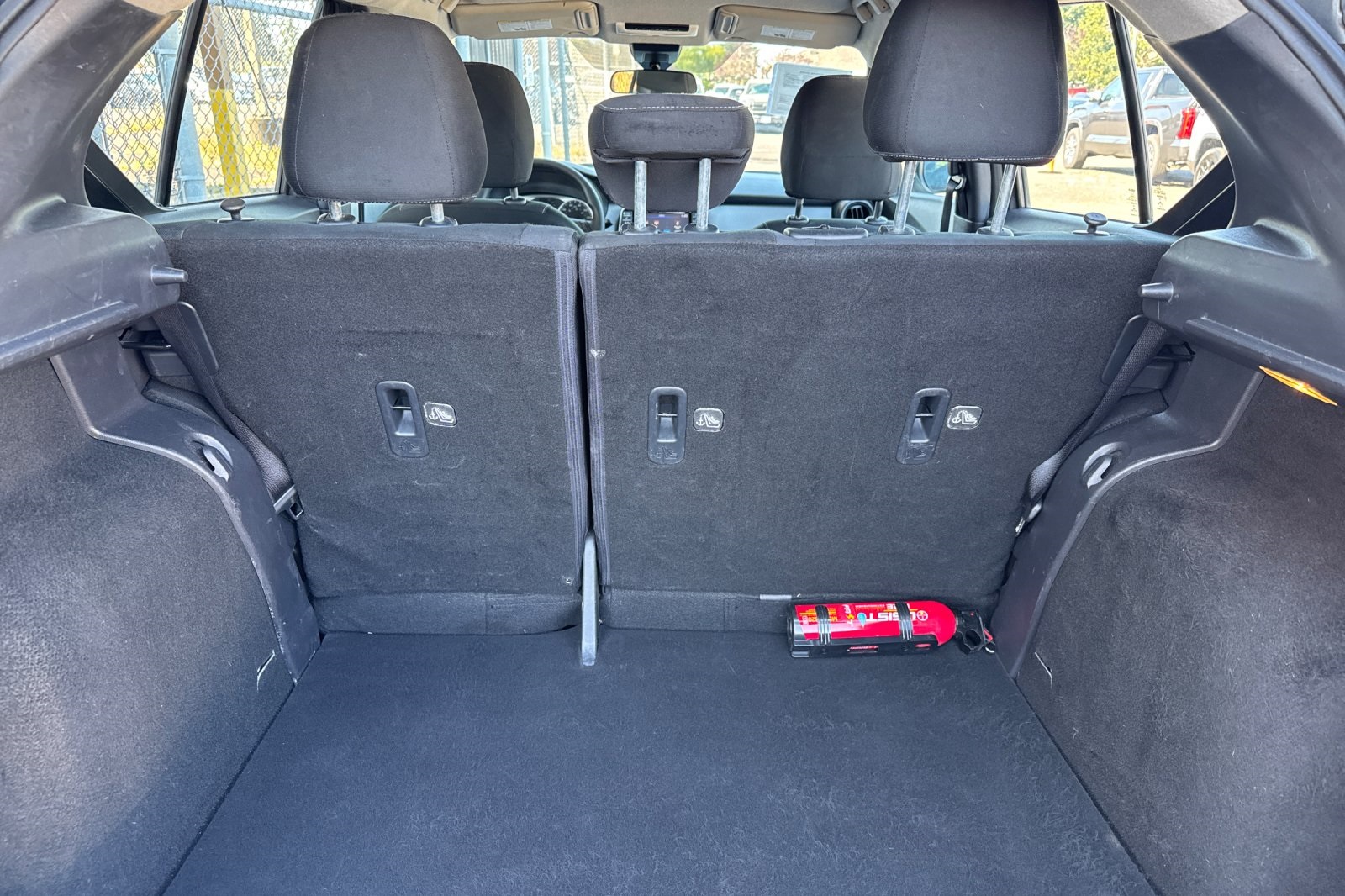 2020 Nissan Kicks S photo 15