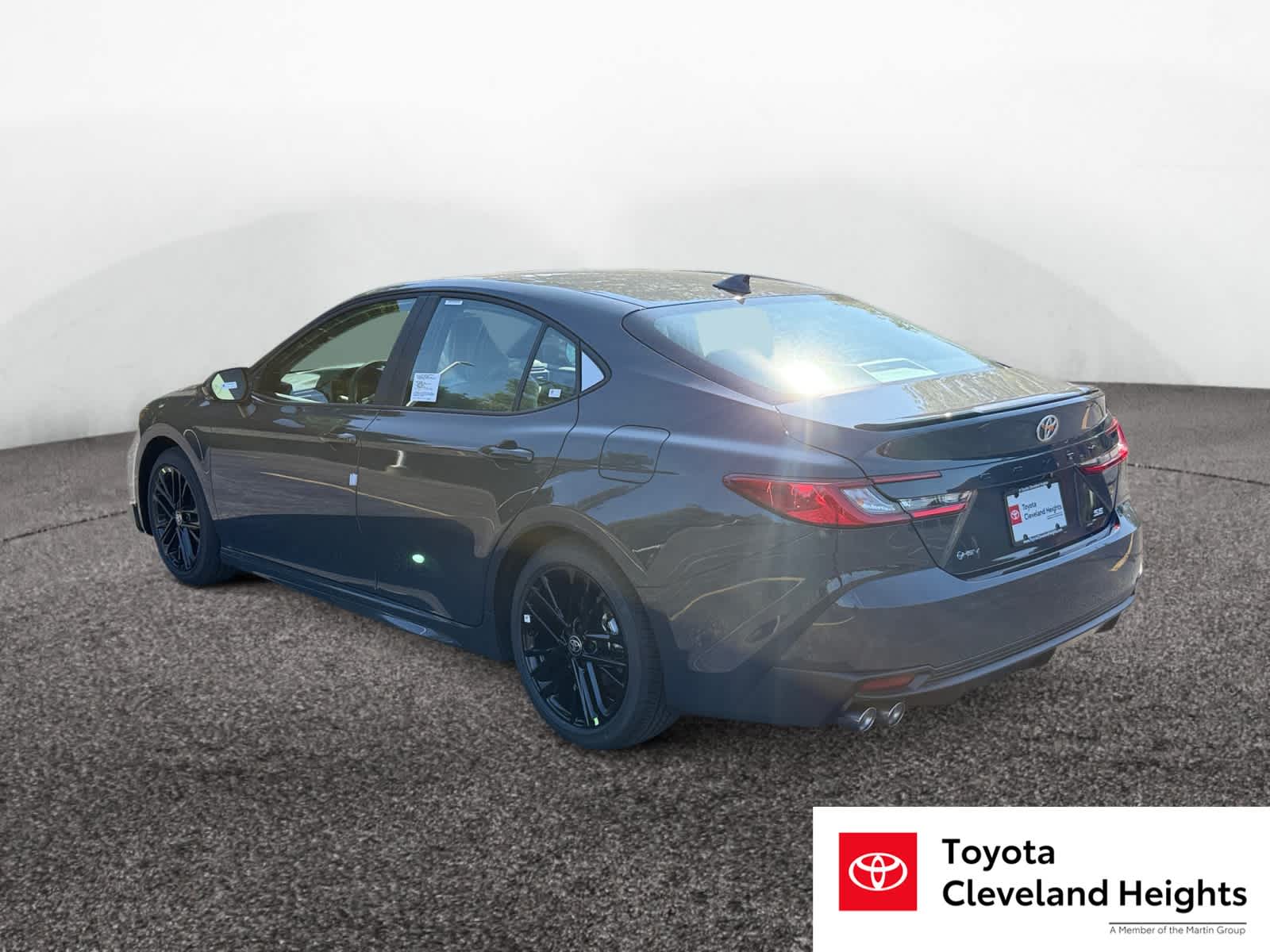 2026 Toyota Camry SE photo 3