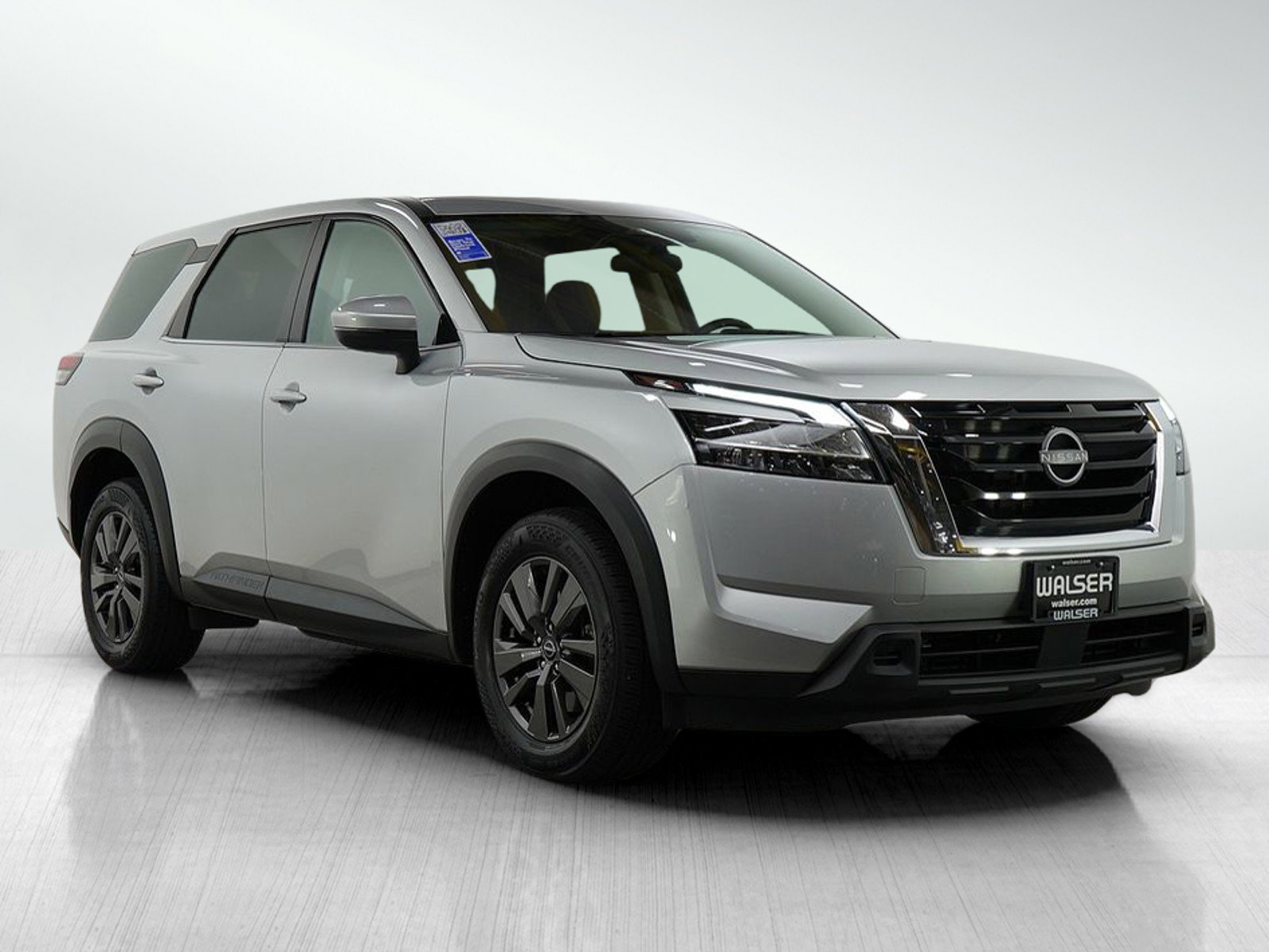 2022 Nissan Pathfinder S photo 7