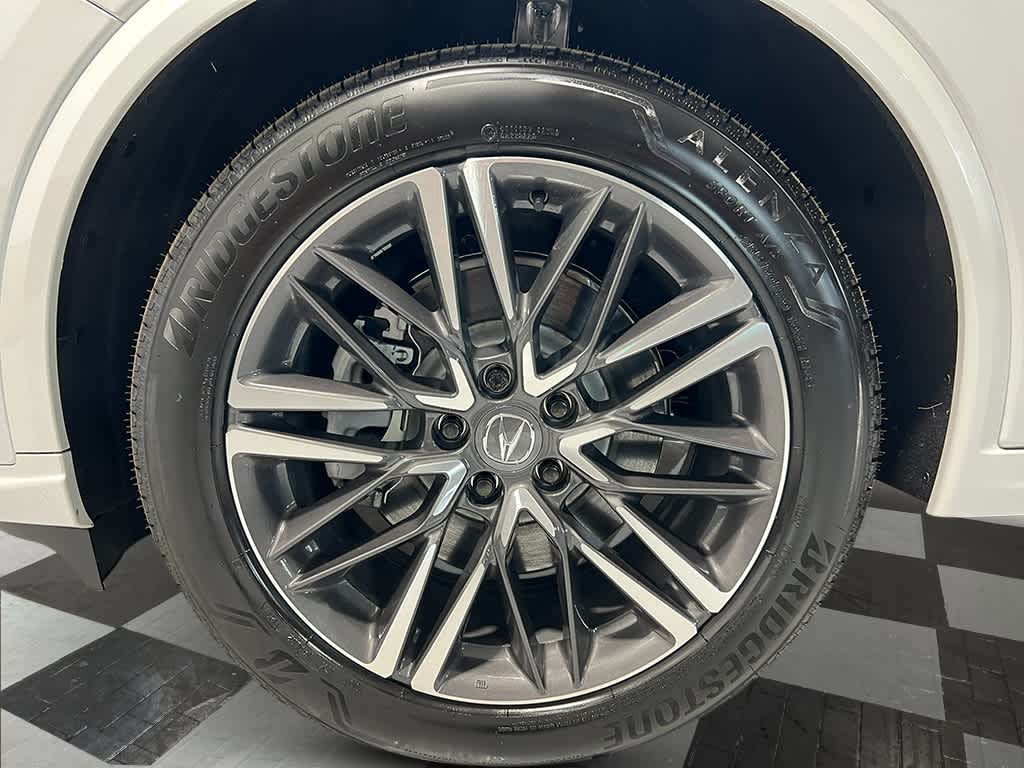 2026 Acura MDX SH-AWD Advance photo 12