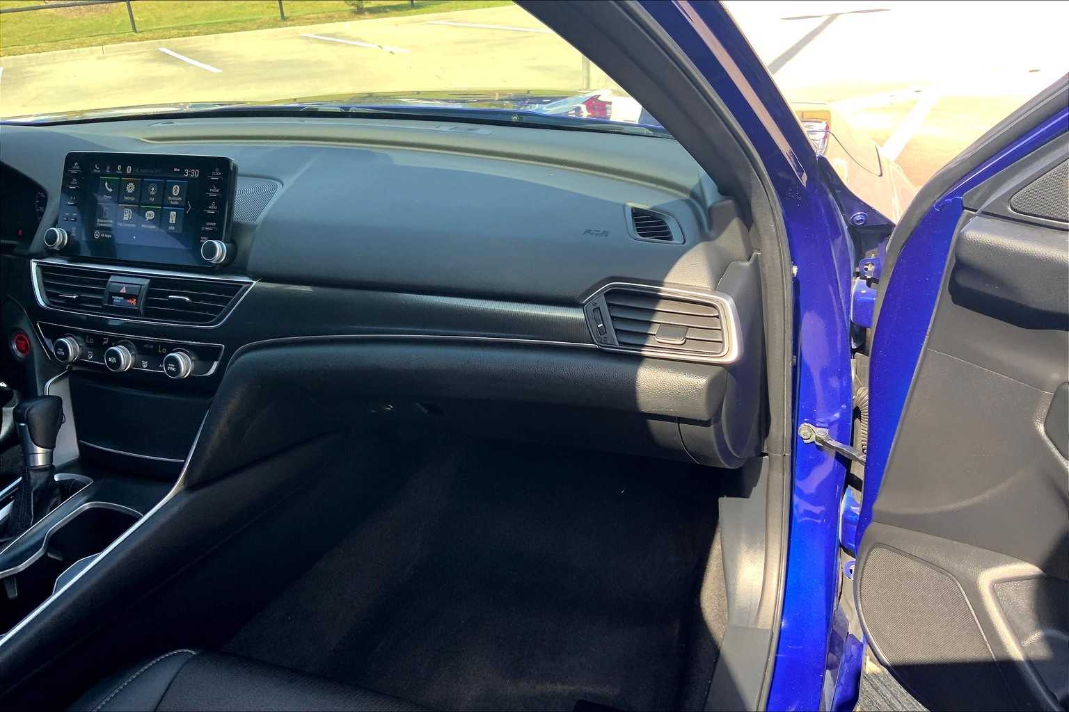 2020 Honda Accord Sport photo 17