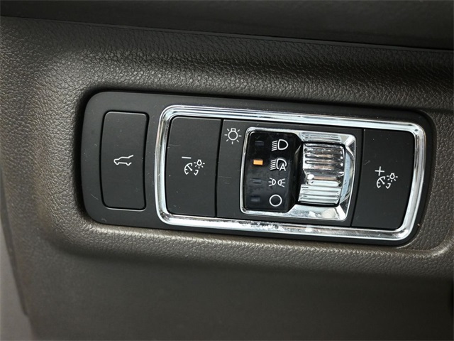 2022 LINCOLN CORSAIR - Image 11