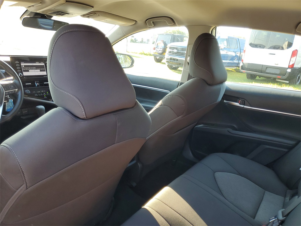 2023 Toyota Camry LE photo 25