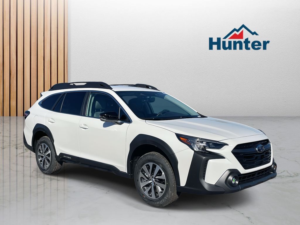 2025 Subaru Outback Premium's photo