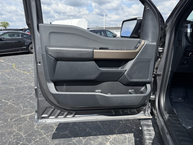 2025 Ford F-150 STX photo 18