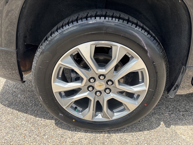 2021 Chevrolet Traverse Premier photo 28