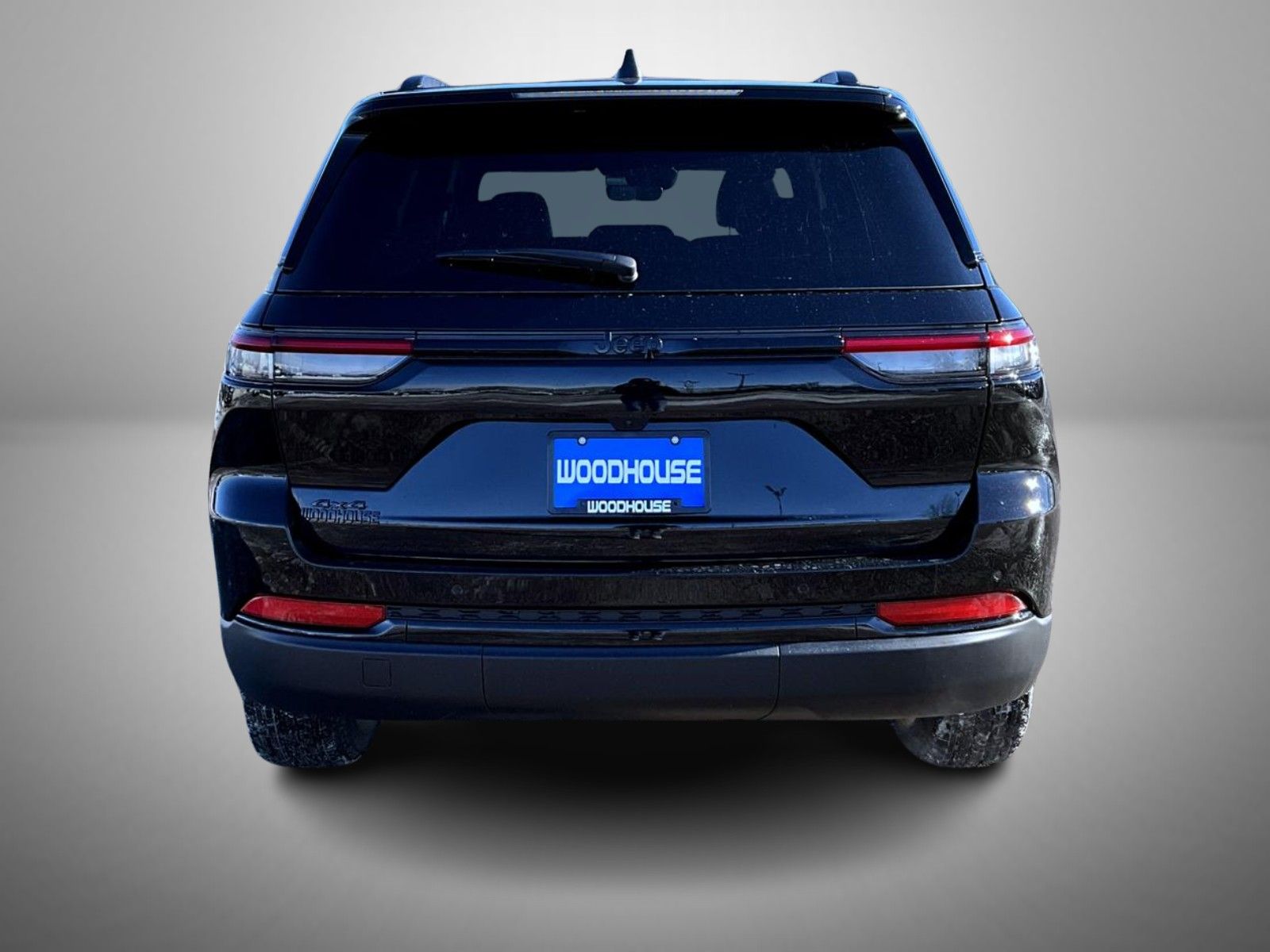 2025 Jeep Grand Cherokee Altitude photo 4