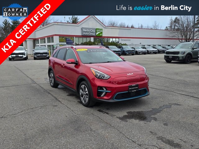 2022 Kia Niro EX's photo