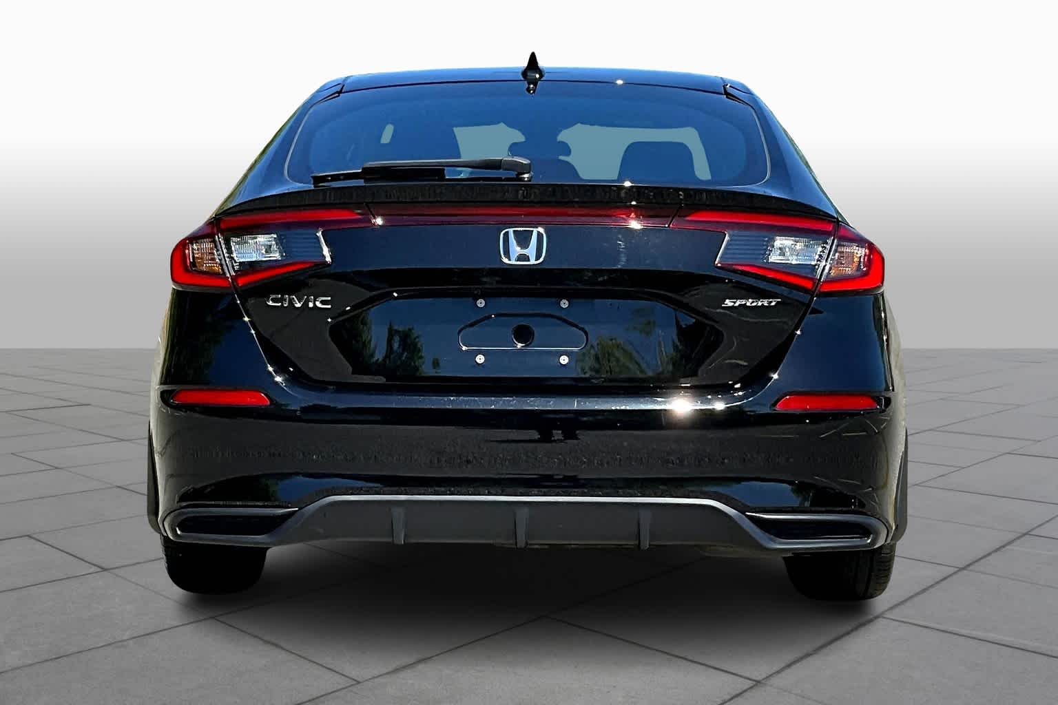 2024 Honda Civic Hatchback Sport photo 4