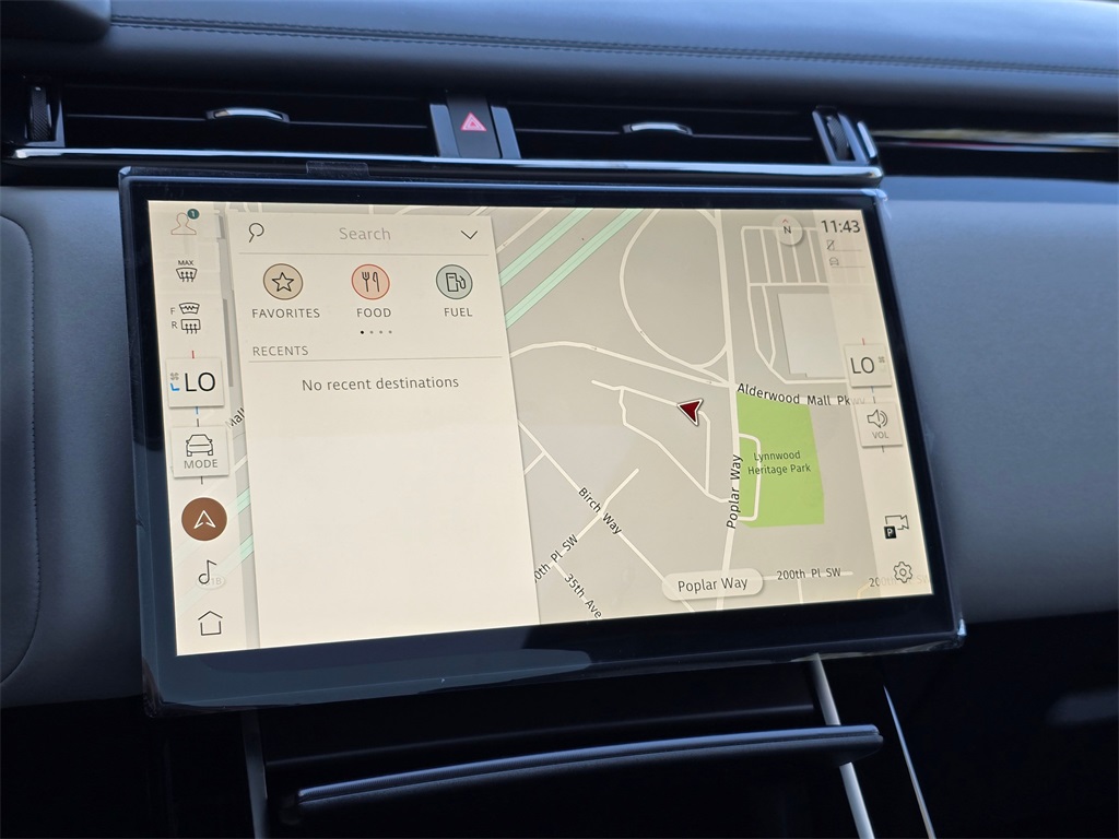 2026 Land Rover Range Rover Velar SE photo 13