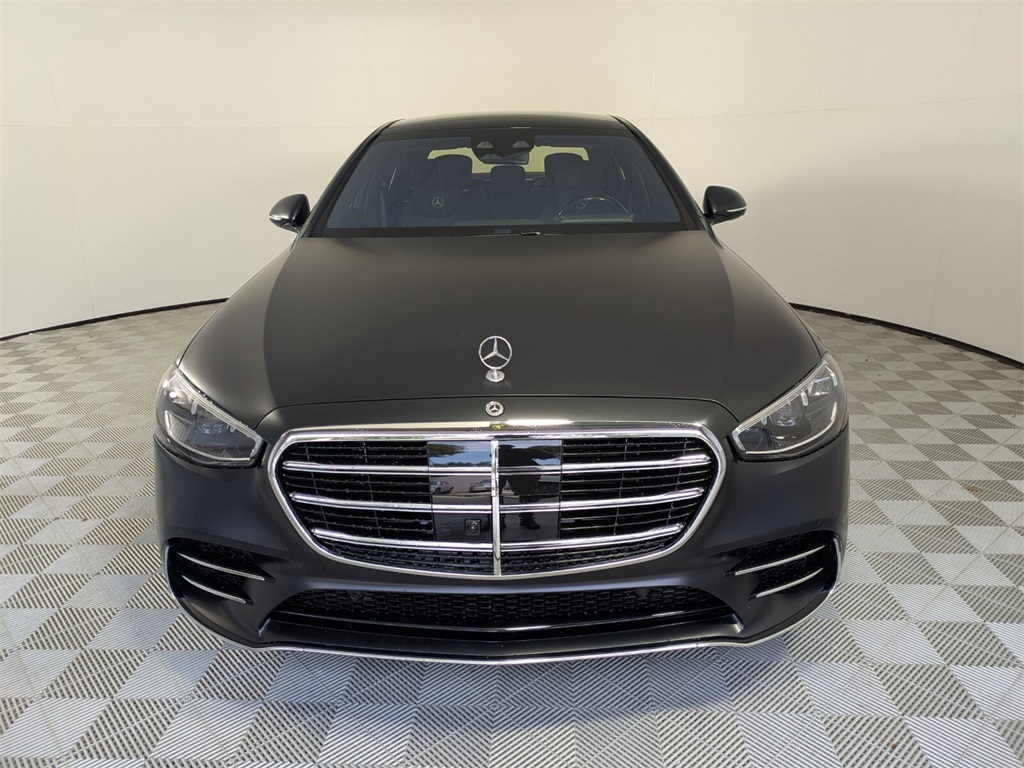 2026 Mercedes Benz S 580 4MATIC photo 2