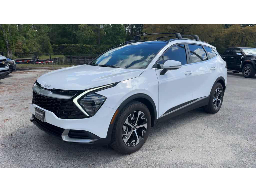 2025 Kia Sportage EX photo 4