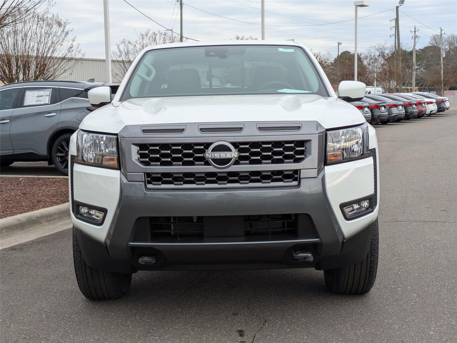 2025 Nissan Frontier SV photo 2