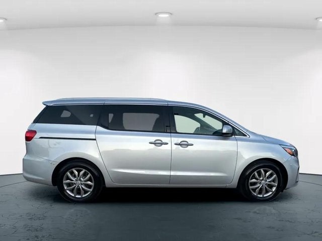 2020 Kia Sedona SX photo 3