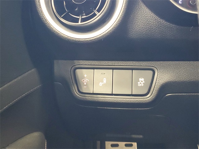 2023 Kia Forte GT-Line photo 12