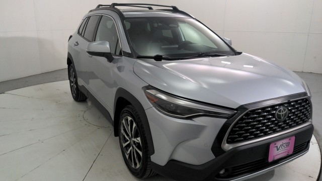 Used 2023 Sonic Silver Toyota XLE image 1