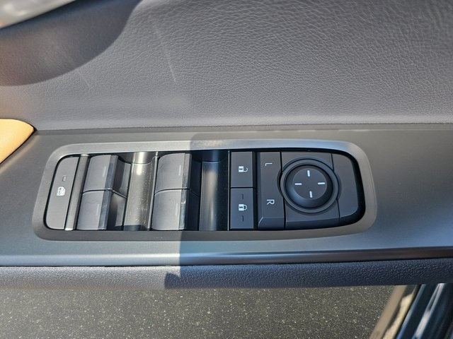 2025 Lexus UX Premium photo 27
