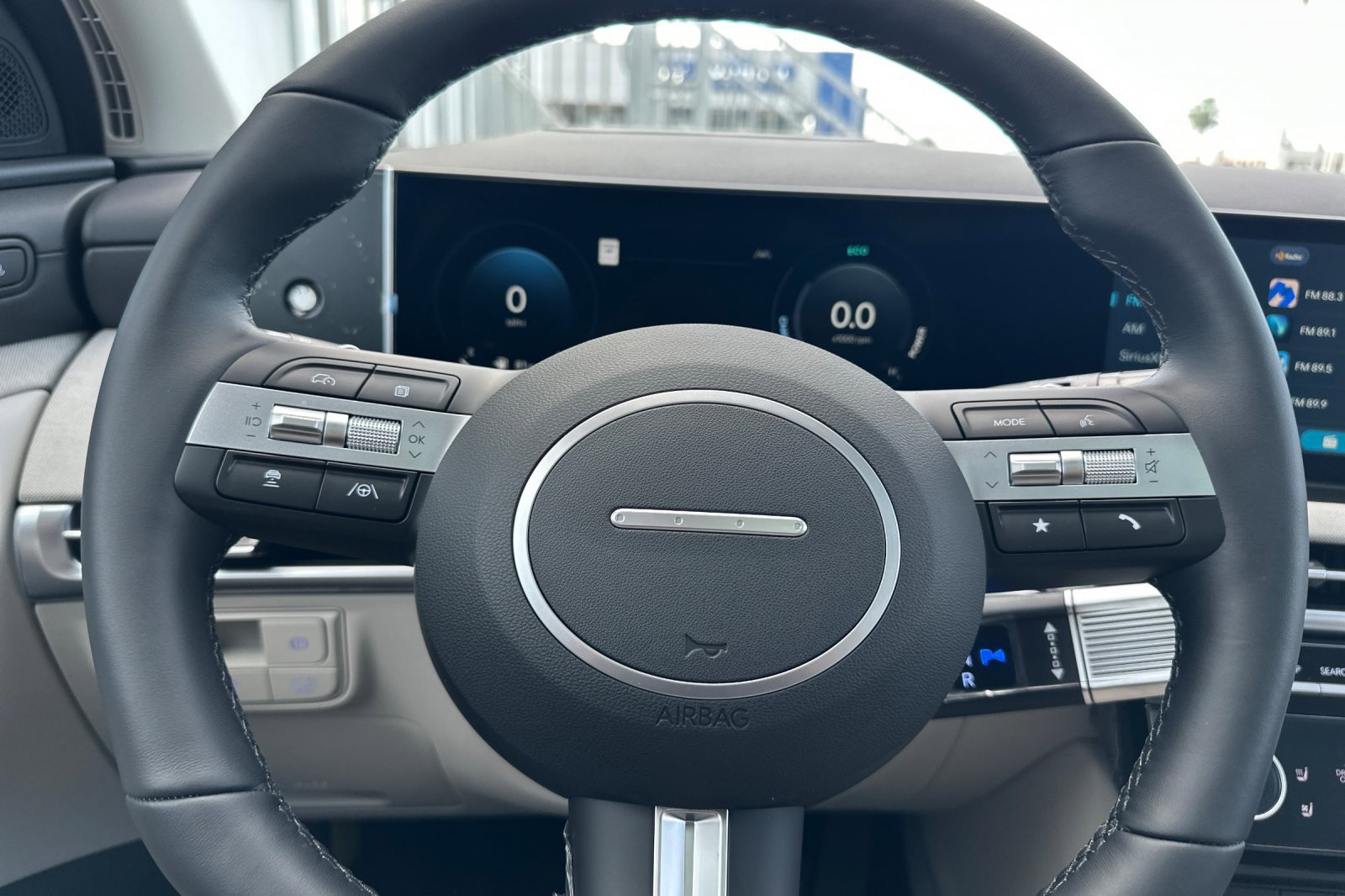 2025 Hyundai Tucson Hybrid Limited Sport photo 20