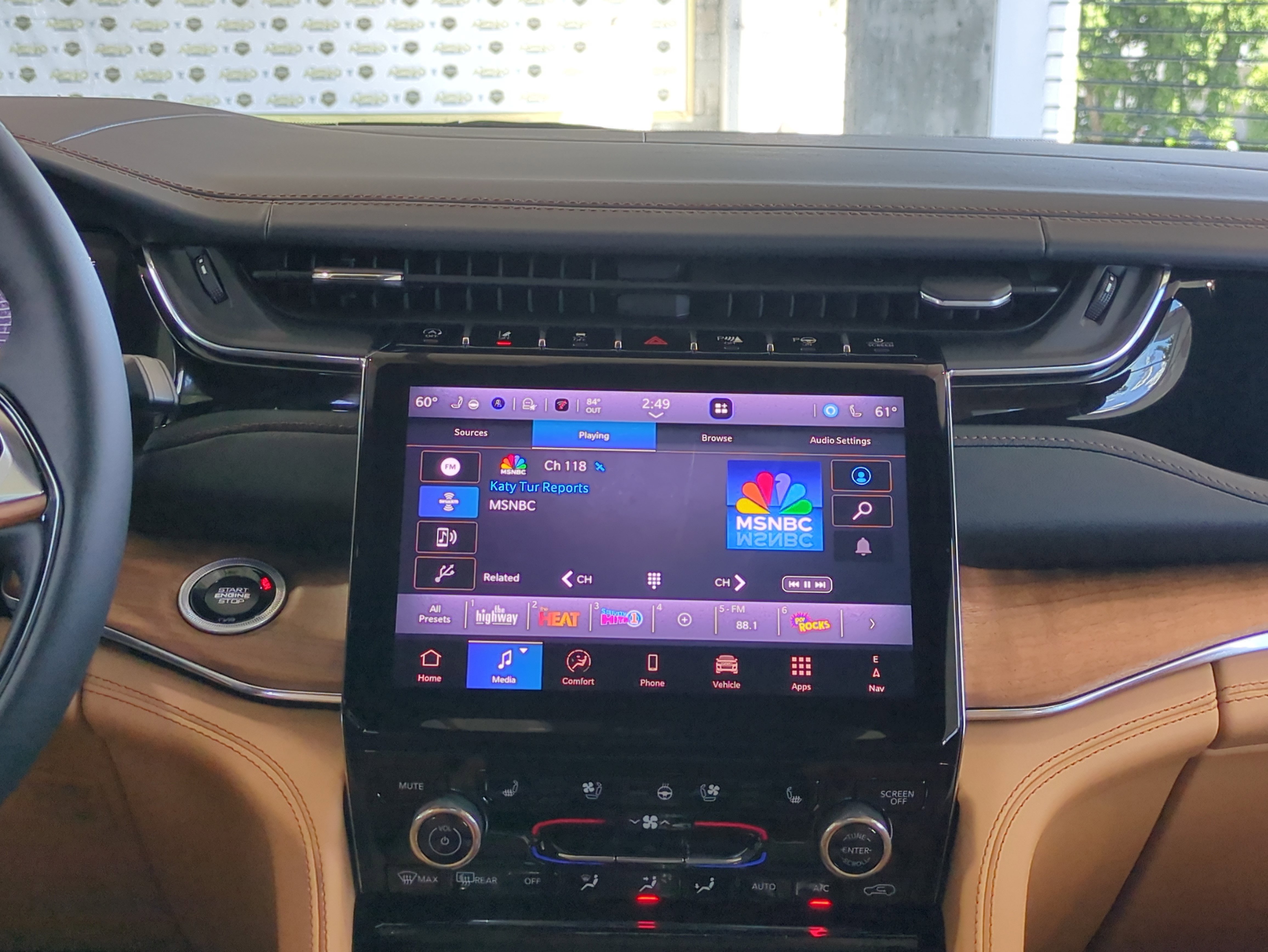 2025 Jeep Grand Cherokee Summit Reserve photo 2