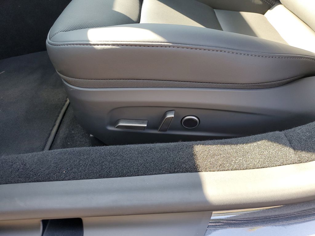 2025 Tesla Model 3 Long Range photo 16
