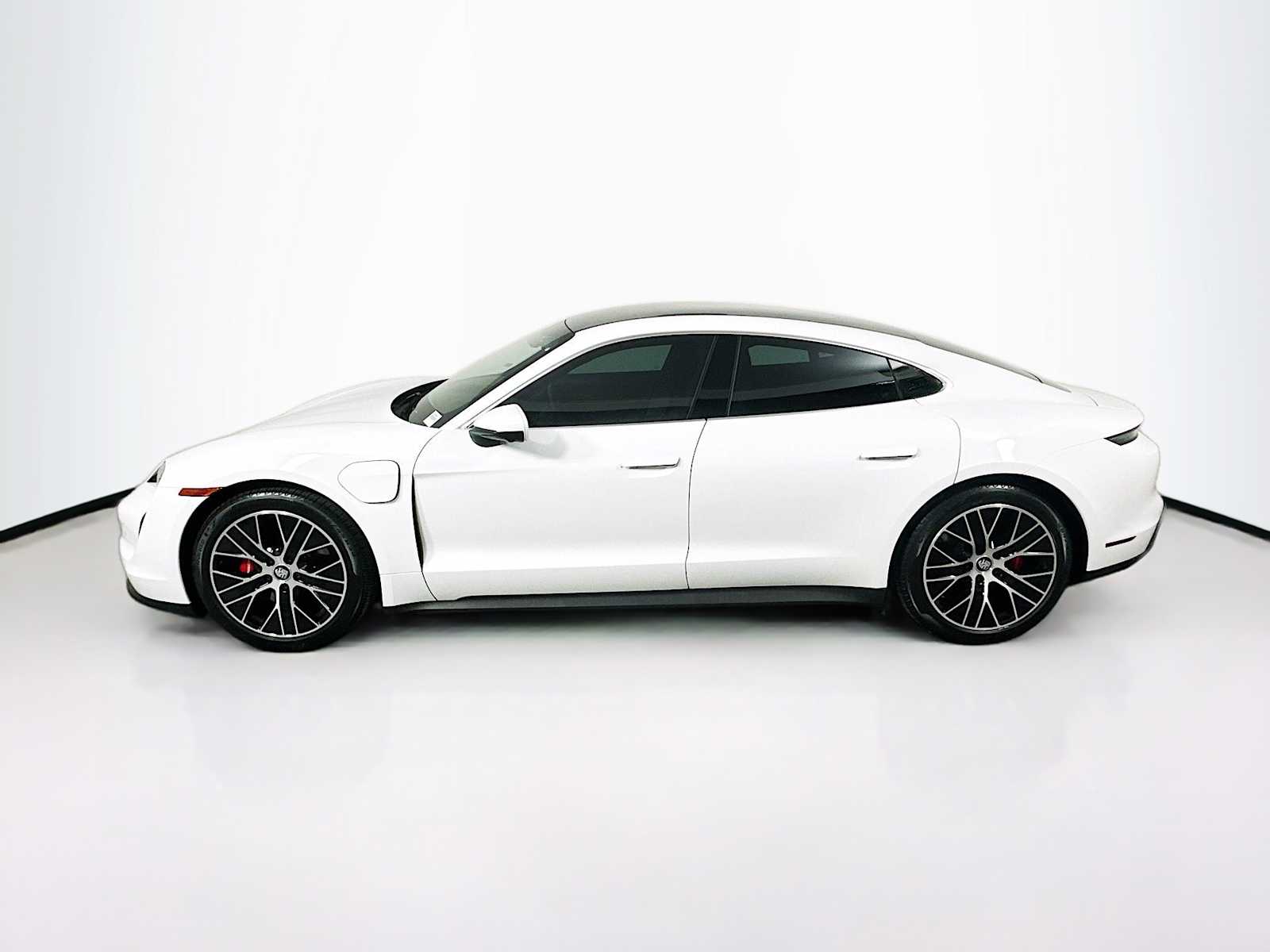 2023 Porsche Taycan 4S photo 2