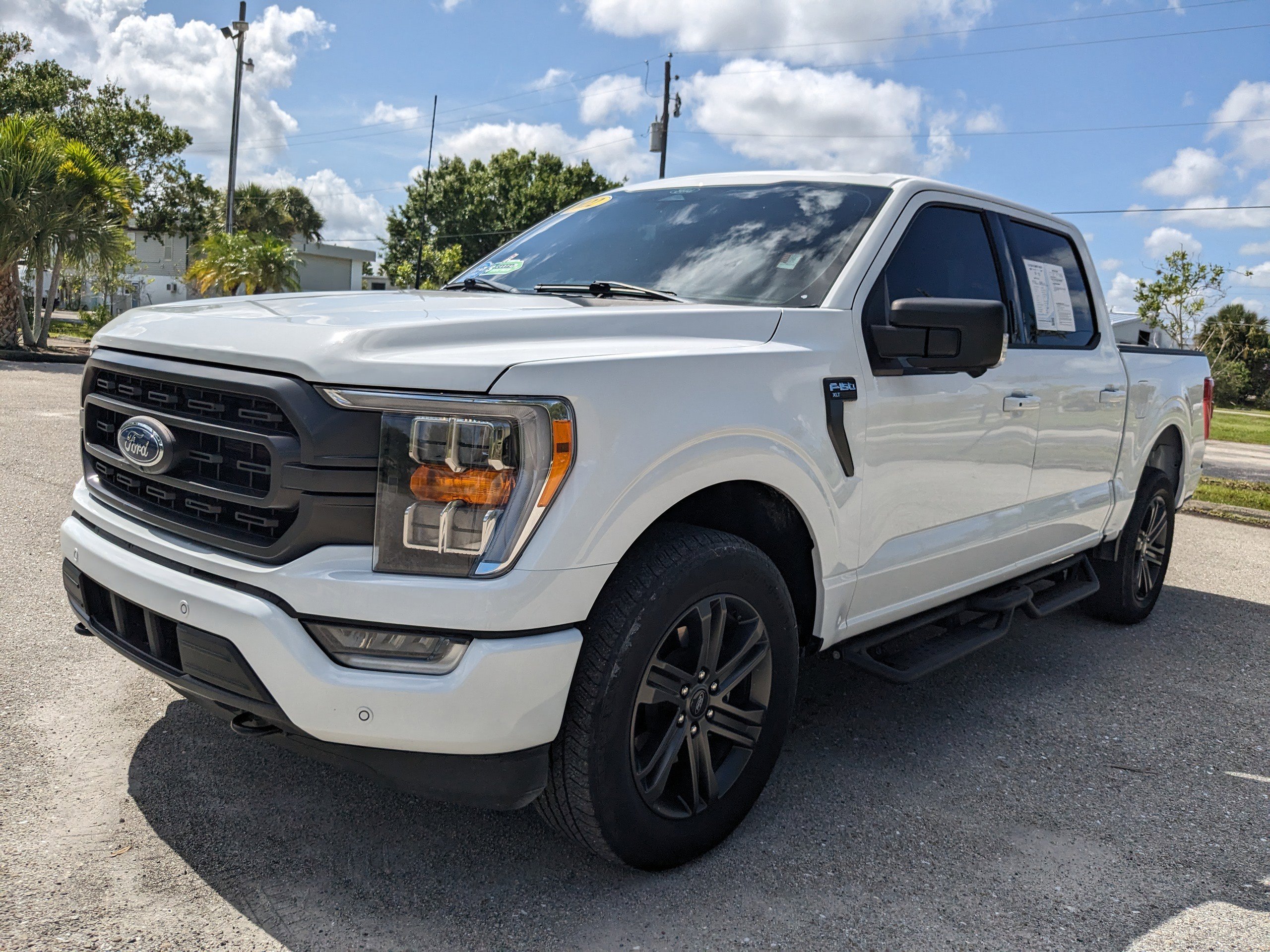 2022 Ford F-150 XLT photo 7